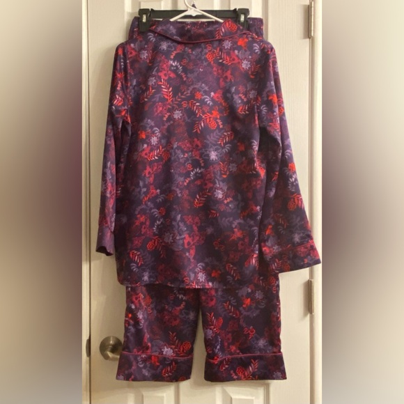 CABERNET-  Ladies Pajama Set, Size: Small, lightweight, loungewear - Picture 2 of 14